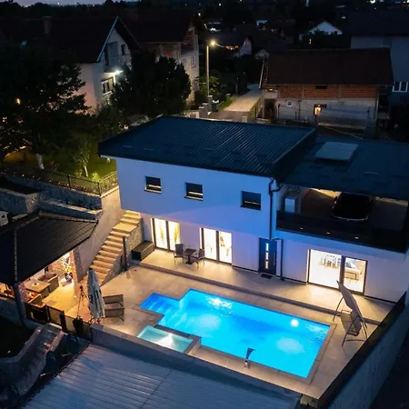 Villa Kula Bihac Exterior photo